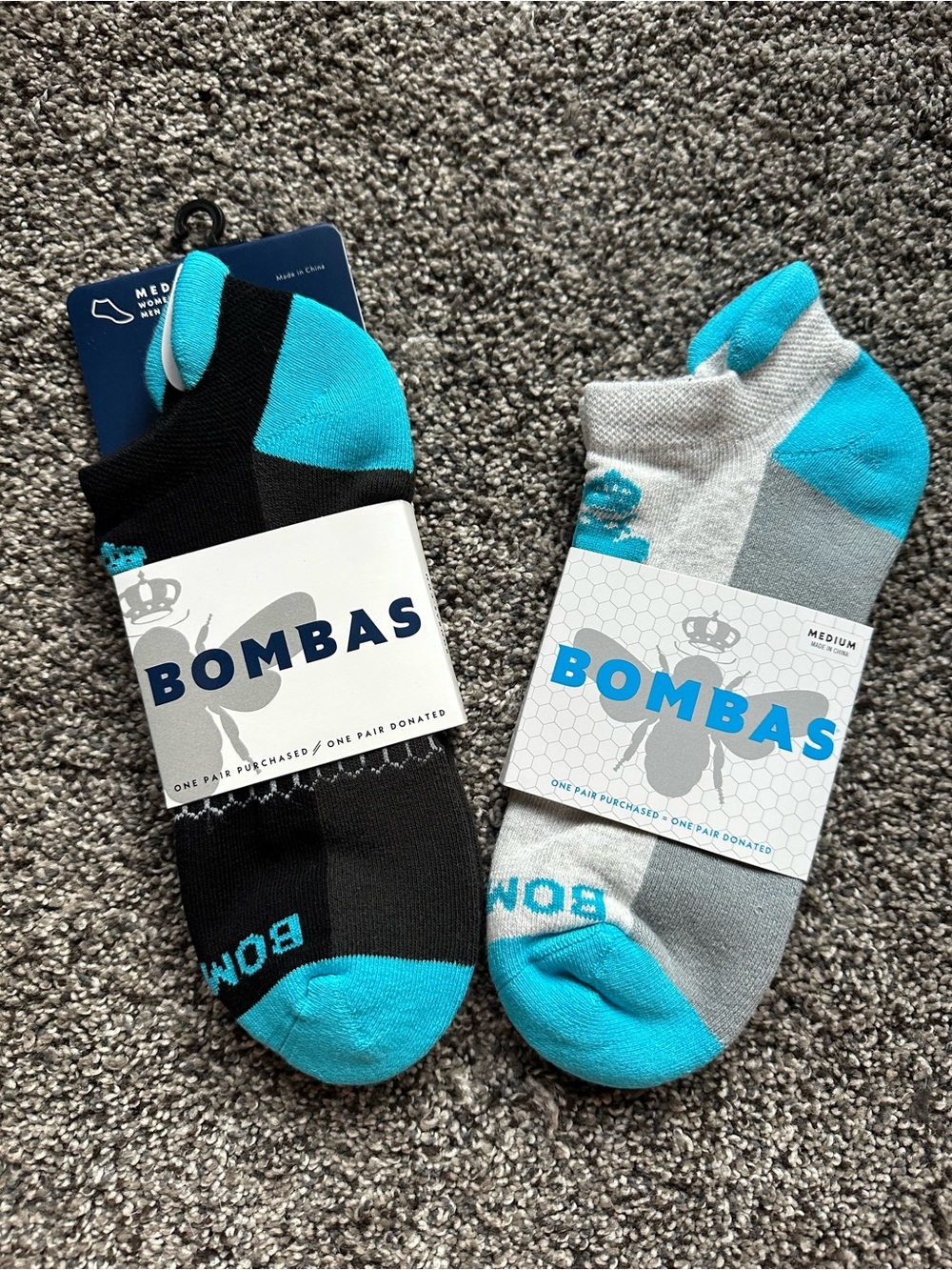 Bombas Medium Ankle Socks in Turquoise, Black & Gray (2 Pack)